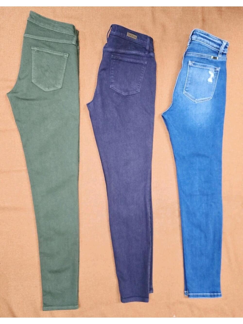 3 Pairs Skinny Jeans Lot Size 28 KanCan, Just Black, And Lila Ryan Excellent Con